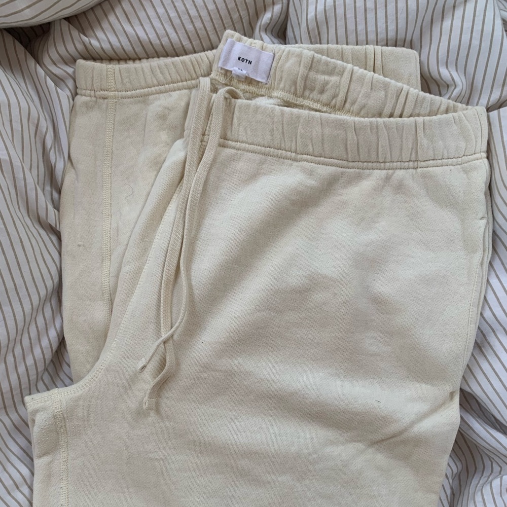 KOTN Alabaster Sweatpant in XL